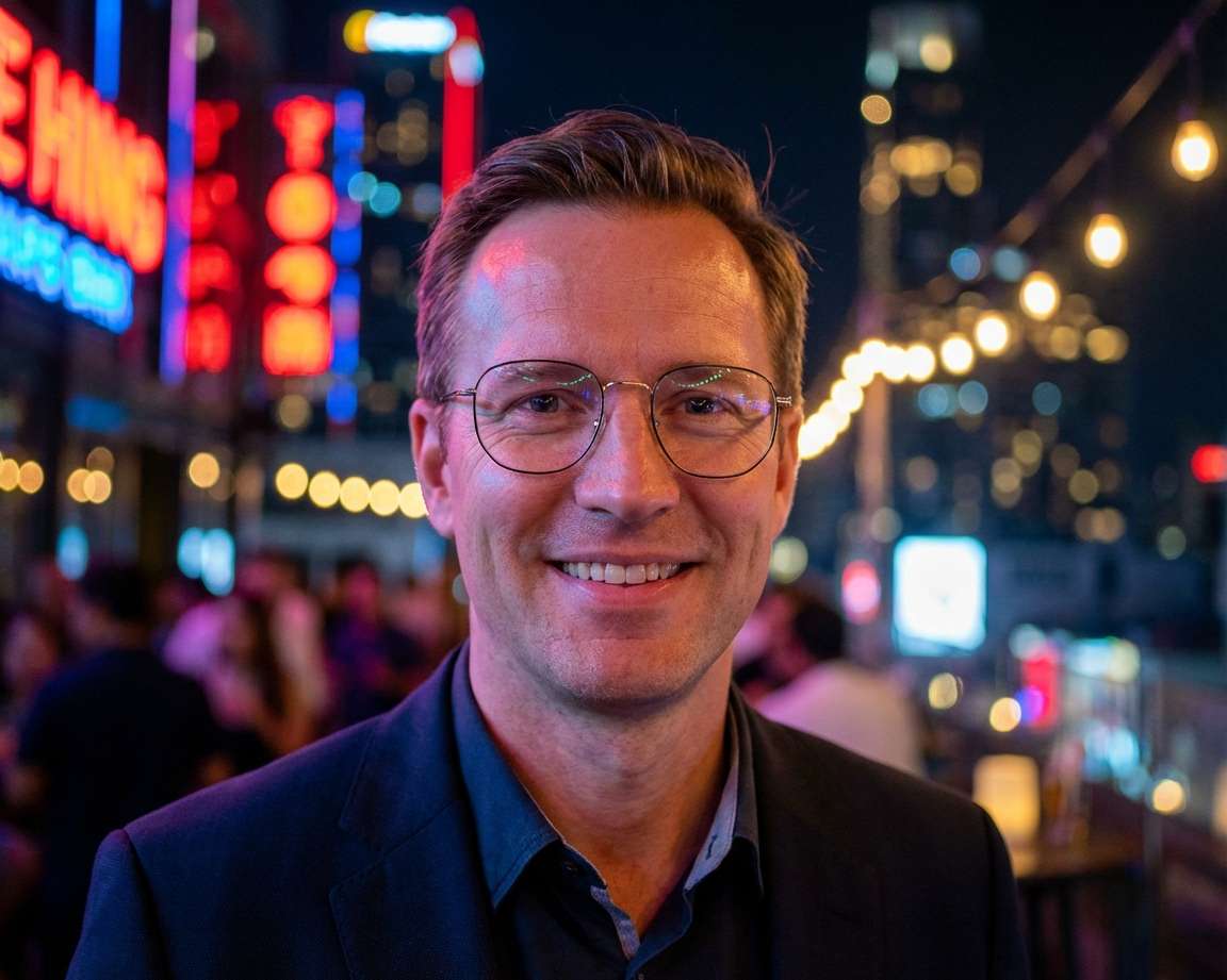 Carrera CARRERA-323 I46 51-21 Noir Or vue 360 degr&eacute;s 7