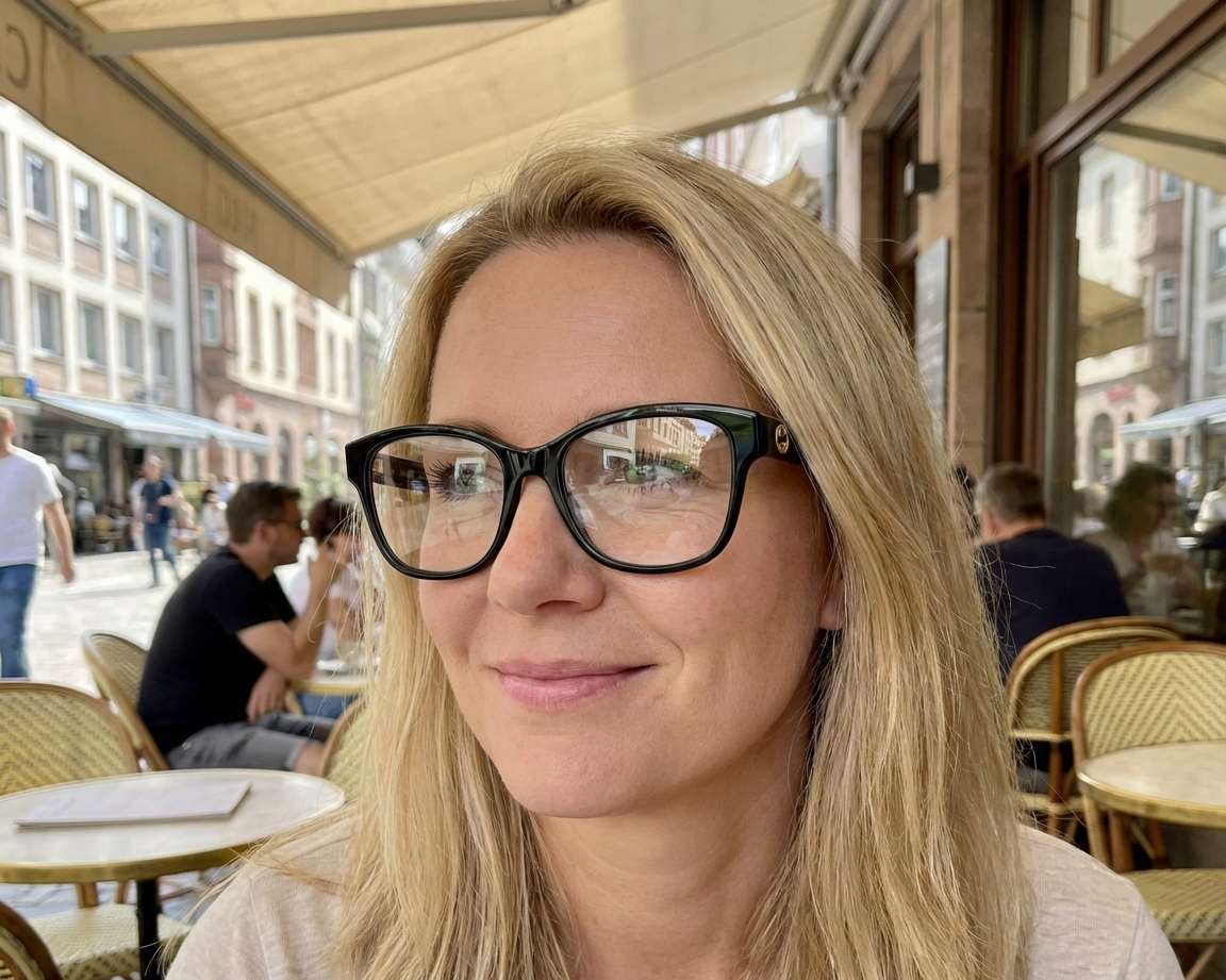 Gucci GG1340O 001 54-17 Black  autre vue