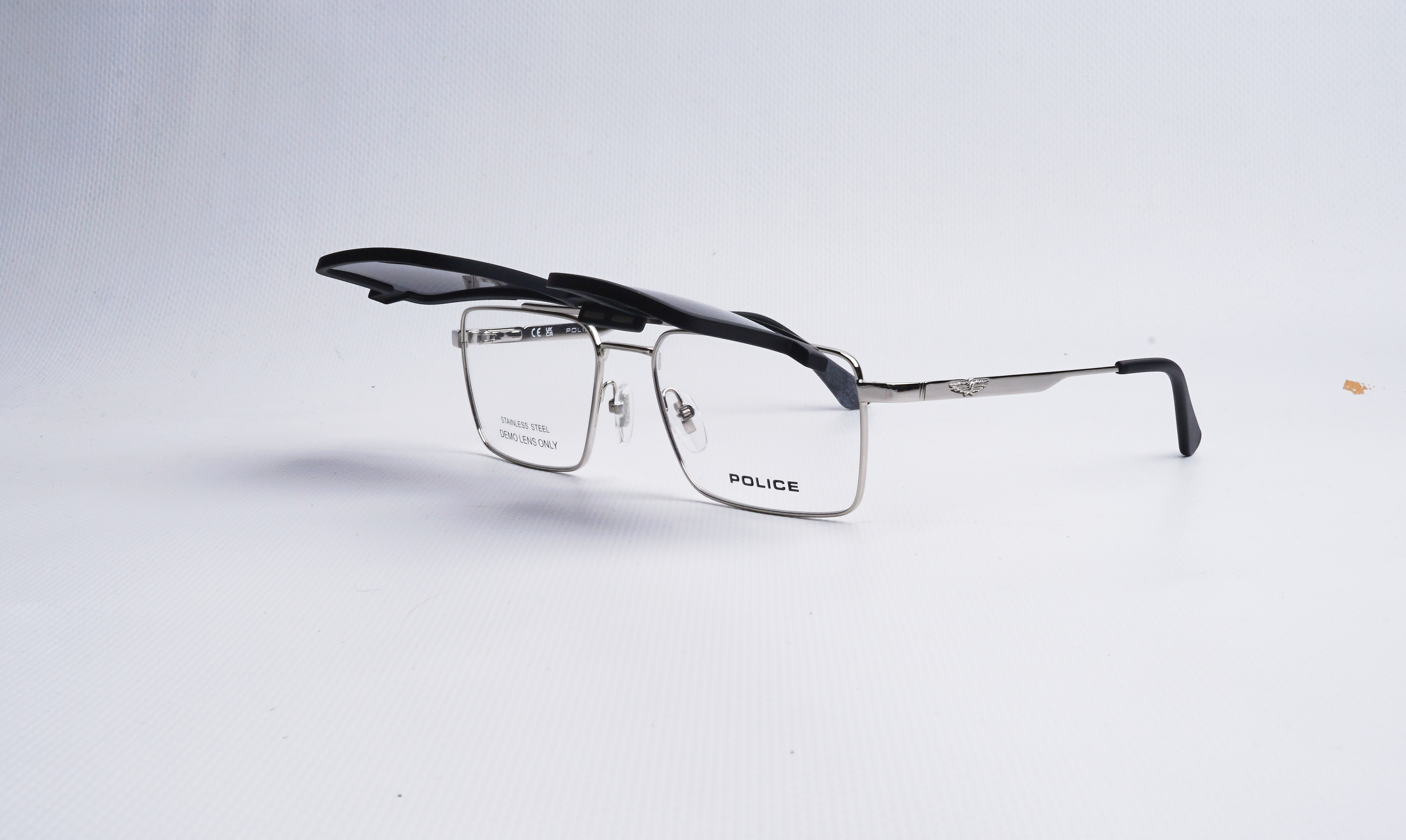 Police UPLR61 579P 55-18 Steel Black vue 360 degr&eacute;s 1