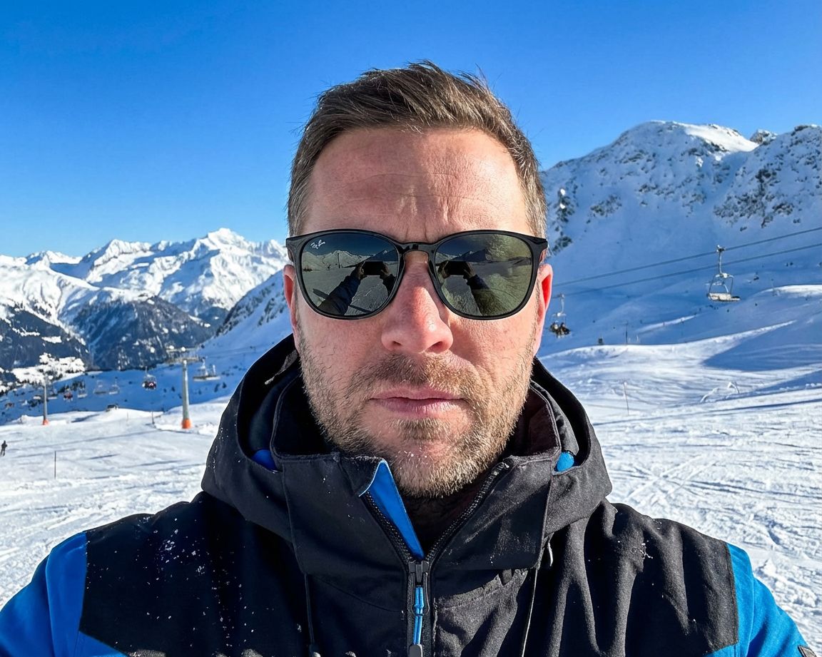 Ray-Ban RB-4387 601/71 56-18 Noir  vue 360 degr&eacute;s 13