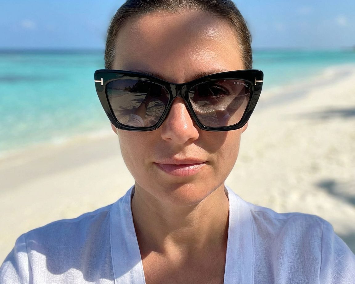 Tom Ford FT0871S 01B 56-15 Noir  vue 360 degr&eacute;s 10